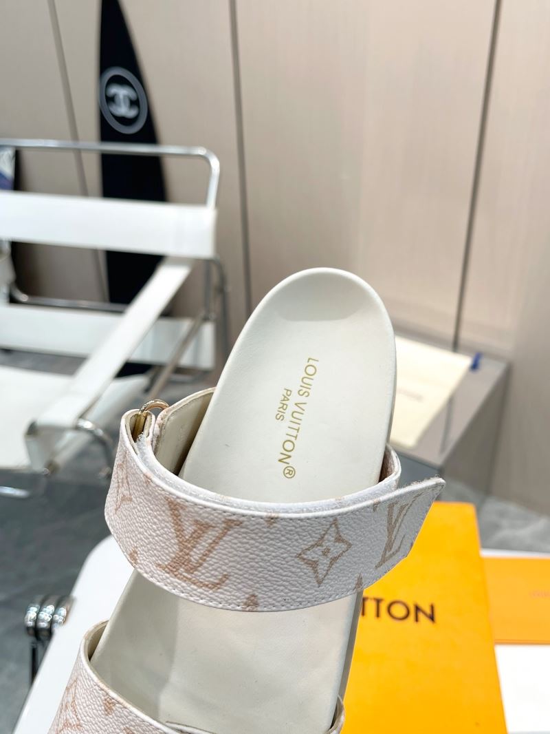 Louis Vuitton Slippers